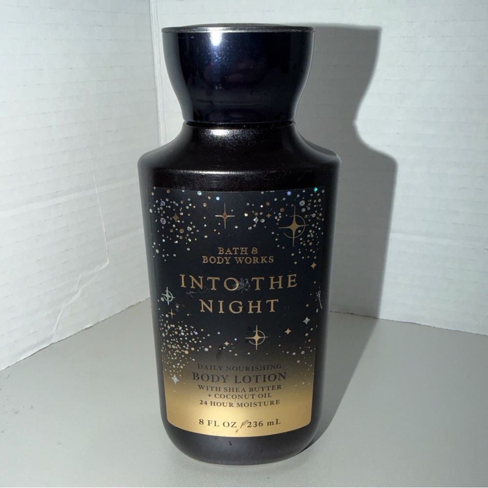 Bath & Body Works Into The Night Lotion - Black & Gold Accents